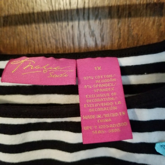 Thalia Sodi black/White top w fruit embellishments - Picture 3 of 4